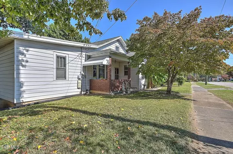 277 Main Street Bluff City Tn 37618, Bluff City, TN 37618