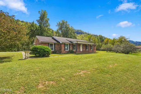 Exterior - 233 Thorngrove Drive Duffield Va 24244, Duffield, VA 24244 photo 10 of 10