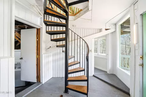 Entry Way - 101 Woodhaven Drive Hampton Tn 37658, Hampton, TN 37658 photo 1 of 1