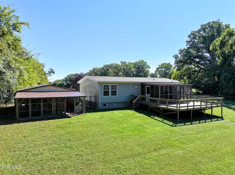 Exterior - 3259 Glendale Road Bybee Tn 37713, Bybee, TN 37713 photo 13 of 25
