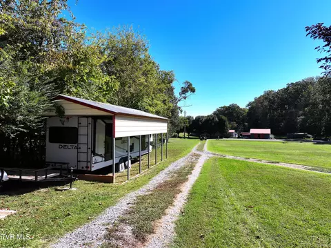 Exterior - 3259 Glendale Road Bybee Tn 37713, Bybee, TN 37713 photo 10 of 25