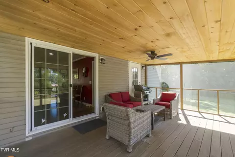 Exterior - 3259 Glendale Road Bybee Tn 37713, Bybee, TN 37713 photo 21 of 25