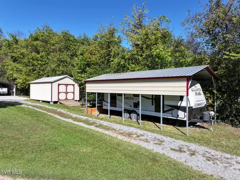 Exterior - 3259 Glendale Road Bybee Tn 37713, Bybee, TN 37713 photo 7 of 25