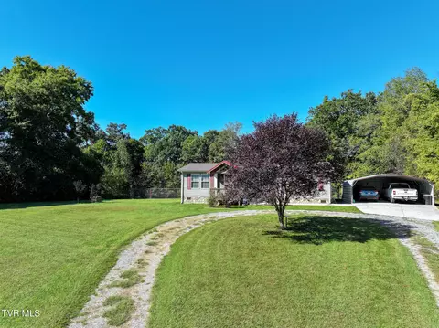 Exterior - 3259 Glendale Road Bybee Tn 37713, Bybee, TN 37713 photo 8 of 25