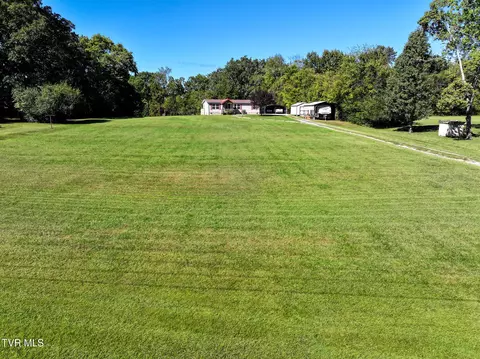 Exterior - 3259 Glendale Road Bybee Tn 37713, Bybee, TN 37713 photo 19 of 25