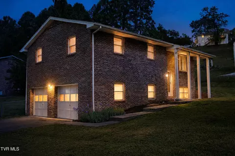 22234 Pinebrook Drive Bristol Va 24202, Bristol, VA 24202