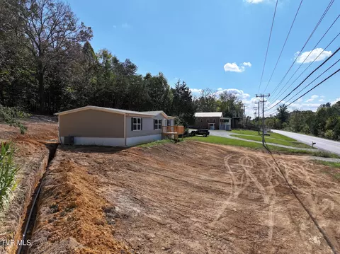 Exterior - 6350 Baileyton Road Greeneville Tn 37745, Greeneville, TN 37745 photo 2 of 9