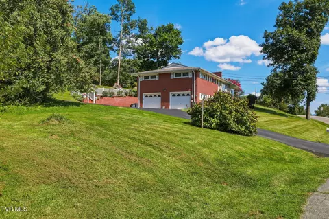 229 Darlington Drive Kingsport Tn 37660, Kingsport, TN 37660