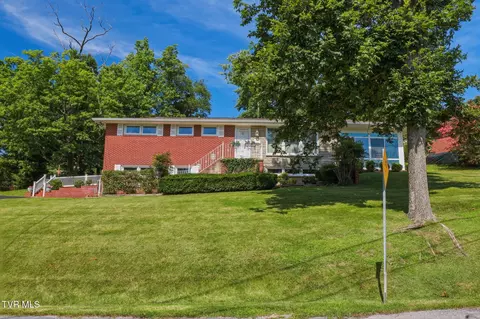 229 Darlington Drive Kingsport Tn 37660, Kingsport, TN 37660