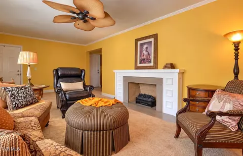 Living - 200 E Grove Street Greeneville Tn 37745, Greeneville, TN 37745 photo 2 of 2