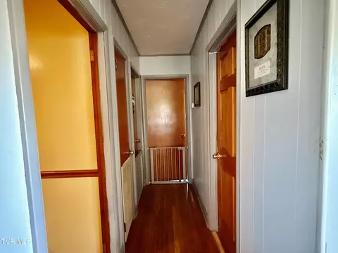 Entry Way - 475 Beaverview Drive Bristol Va 24201, Bristol, VA 24201 photo 1 of 1
