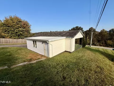 Exterior - 475 Beaverview Drive Bristol Va 24201, Bristol, VA 24201 photo 3 of 4