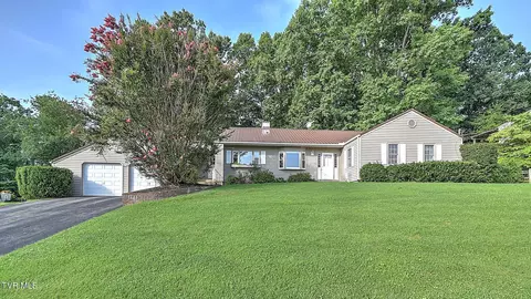 1711 Brentwood Drive Greeneville Tn 37743, Greeneville, TN 37743