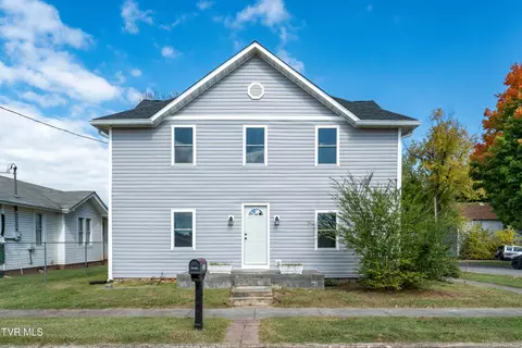 319 E Cottage Avenue Elizabethton Tn 37643, Elizabethton, TN 37643