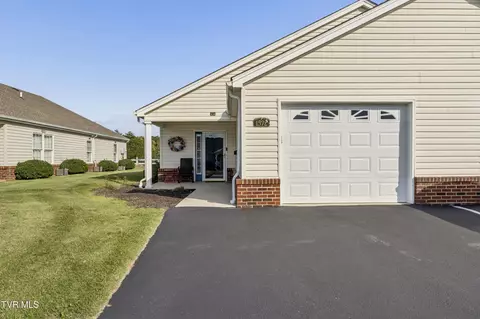 1572 Pine Cone Circle Kingsport Tn 37660, Kingsport, TN 37660