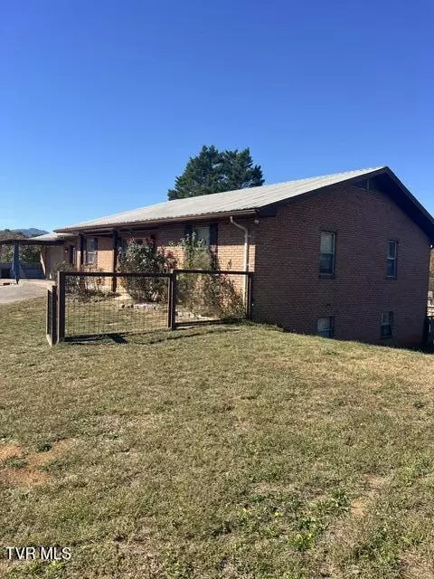 1428 Chapman Highway Sevierville Tn 37876, Sevierville, TN 37876