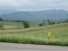 137 Lola Humphreys Road Limestone Tn 37681, Limestone, TN 37681 photo 2