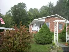 140 Tolley Lane Erwin Tn 37650, Erwin, TN 37650 photo 2