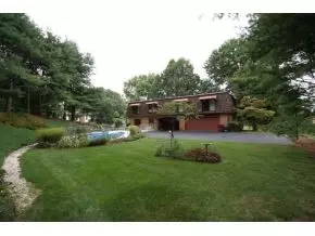 911 Millercrest Drive Johnson City Tn 37604, Johnson City, TN 37604 photo 3