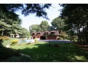911 Millercrest Drive Johnson City Tn 37604, Johnson City, TN 37604 photo 13