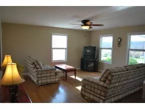 102 Ridges Court Chuckey Tn 37641, Chuckey, TN 37641 photo 2