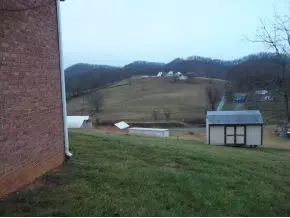 22055 Appleton Drive Bristol Va 24202, Bristol, VA 24202 photo 3