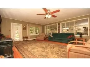 203 Laurel Avenue Damascus Va 24236, Damascus, VA 24236 photo 5