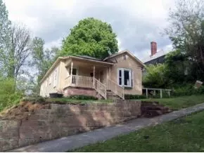 327 Pine Street Erwin Tn 37650, Erwin, TN 37650 photo 1
