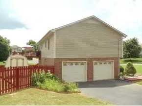 7 Windsor Court Johnson City Tn 37601, Johnson City, TN 37601 photo 2