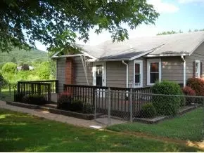 634 First Avenue Hampton Tn 37658, Hampton, TN 37658 photo 3