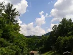 375 Stout Hollow Hampton Tn 37658, Hampton, TN 37658 photo 8