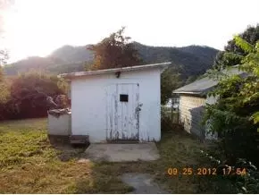 214 Second Avenue Hampton Tn 37658, Hampton, TN 37658 photo 9
