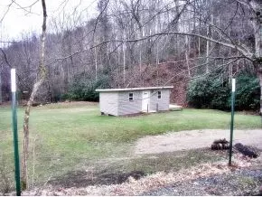 169 Tolley Town Road Hampton Tn 37658, Hampton, TN 37658 photo 8