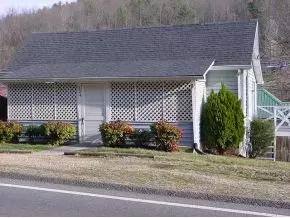 304 N Mohawk Erwin Tn 37650, Erwin, TN 37650 photo 5