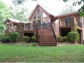 198 Cherokee Circle Erwin Tn 37650, Erwin, TN 37650 photo 3