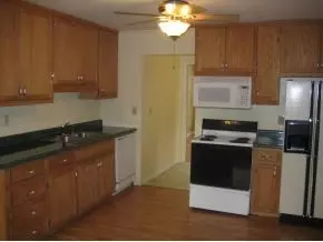 616 Pactolas Johnson City Tn 37604, Johnson City, TN 37604 photo 4