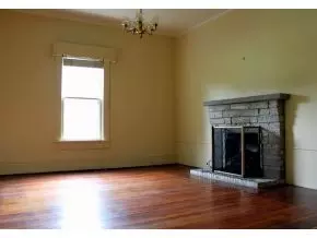437 Clinchfield Avenue Erwin Tn 37650, Erwin, TN 37650 photo 2
