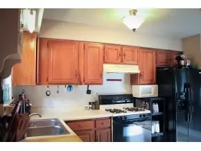 2006 Michael Drive Johnson City Tn 37604, Johnson City, TN 37604 photo 5