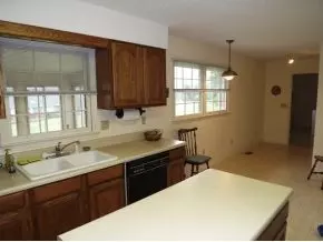 311 Simmons Erwin Tn 37650, Erwin, TN 37650 photo 5