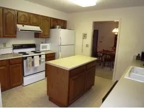 311 Simmons Erwin Tn 37650, Erwin, TN 37650 photo 3