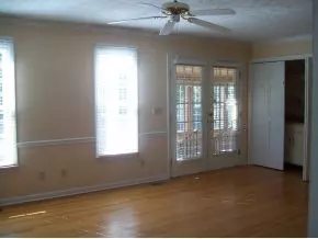 17 Compton Bristol Tn 37620, Bristol, TN 37620 photo 5