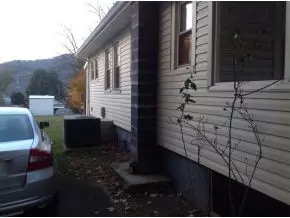 211 New Avenue Erwin Tn 37650, Erwin, TN 37650 photo 3