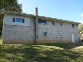 2585 Sharon Circle Talbott Tn 37877, Talbott, TN 37877 photo 3