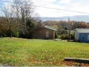 237 Riggs Road Watauga Tn 37694, Watauga, TN 37694 photo 3