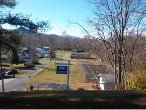 653 Peterson Road Erwin Tn 37650, Erwin, TN 37650 photo 2