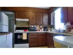 110 E 9th Avenue Johnson City Tn 37601, Johnson City, TN 37601 photo 2