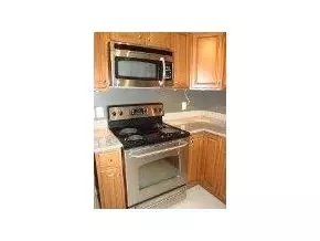 2008 Millenium Place 310 Johnson City Tn 37604, Johnson City, TN 37604 photo 5