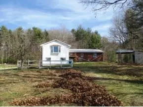 3107 Highway 321 Hampton Tn 37658, Hampton, TN 37658 photo 22