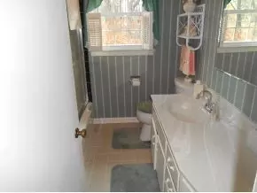 300 Maple Tree Drive Bristol Tn 37620, Bristol, TN 37620 photo 9