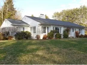 300 Maple Tree Drive Bristol Tn 37620, Bristol, TN 37620 photo 1